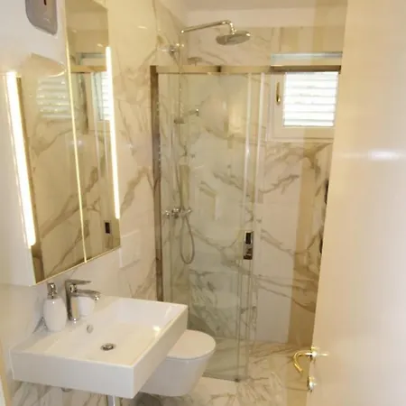 Seaside House Rozac, - 27205 * Umag
